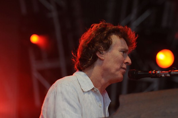Steve Winwood at the  Verizon Wireless Amphitheater