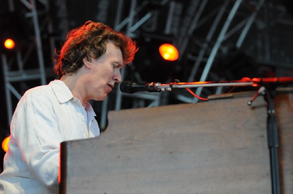 Steve Winwood at the  Verizon Wireless Amphitheater