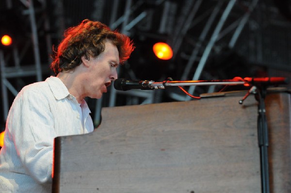 Steve Winwood at the  Verizon Wireless Amphitheater