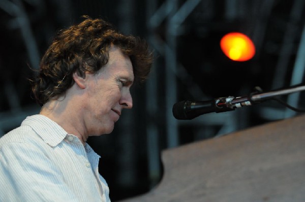 Steve Winwood at the  Verizon Wireless Amphitheater