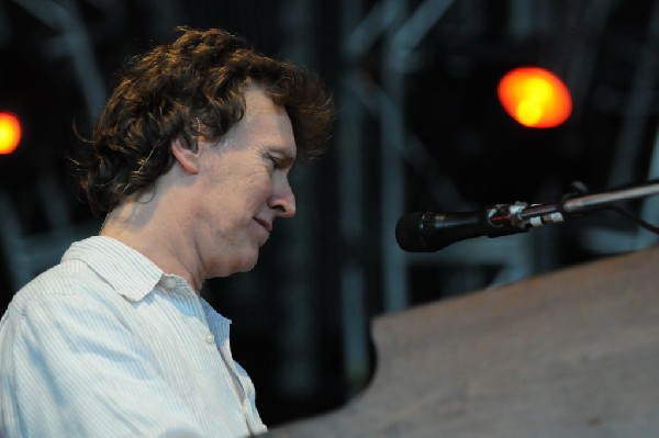 Steve Winwood at the  Verizon Wireless Amphitheater