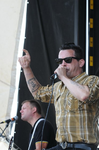 Street Dogs on the Highway 1 Stage, Warped Tour, Verizon Wireless Amphithea