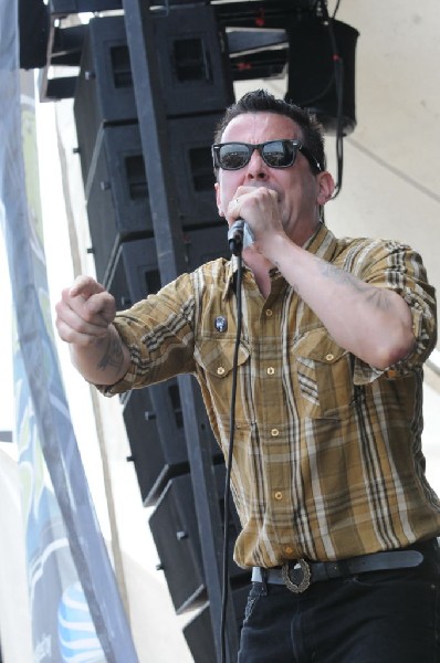 Street Dogs on the Highway 1 Stage, Warped Tour, Verizon Wireless Amphithea