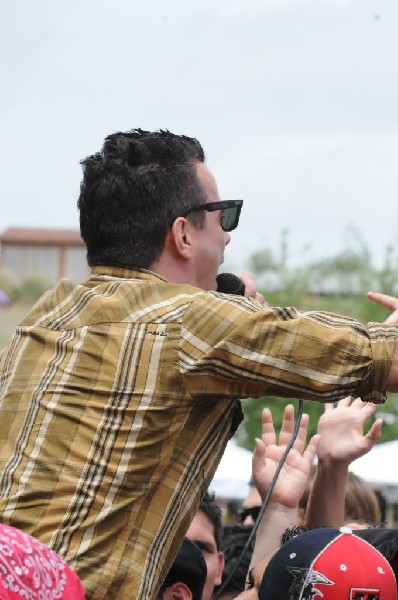 Street Dogs on the Highway 1 Stage, Warped Tour, Verizon Wireless Amphithea