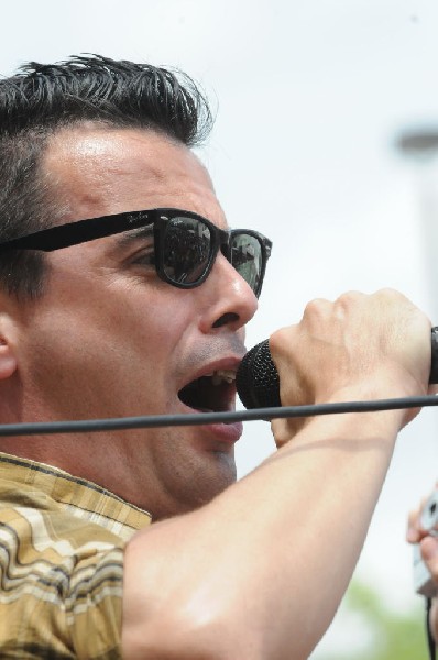 Street Dogs on the Highway 1 Stage, Warped Tour, Verizon Wireless Amphithea