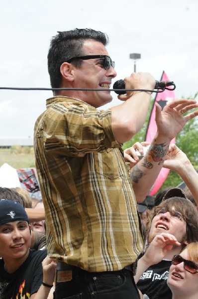 Street Dogs on the Highway 1 Stage, Warped Tour, Verizon Wireless Amphithea