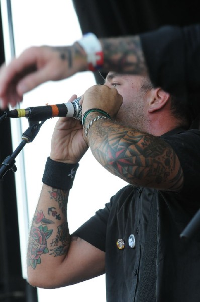 Street Dogs on the Highway 1 Stage, Warped Tour, Verizon Wireless Amphithea