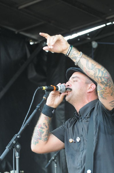 Street Dogs on the Highway 1 Stage, Warped Tour, Verizon Wireless Amphithea