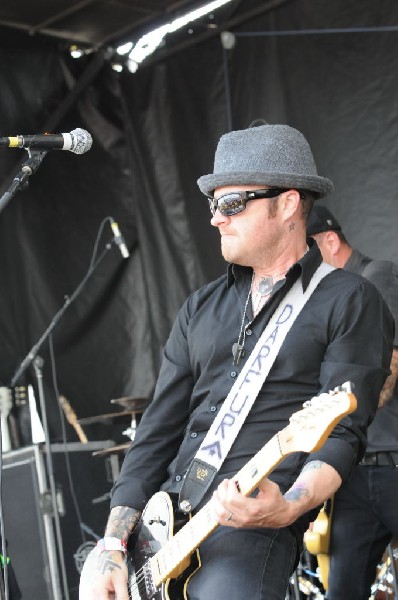 Street Dogs on the Highway 1 Stage, Warped Tour, Verizon Wireless Amphithea