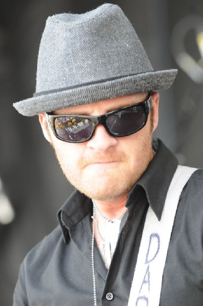 Street Dogs on the Highway 1 Stage, Warped Tour, Verizon Wireless Amphithea