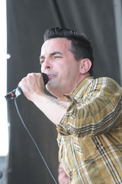 Street Dogs on the Highway 1 Stage, Warped Tour, Verizon Wireless Amphithea