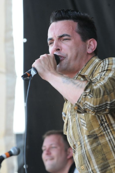 Street Dogs on the Highway 1 Stage, Warped Tour, Verizon Wireless Amphithea