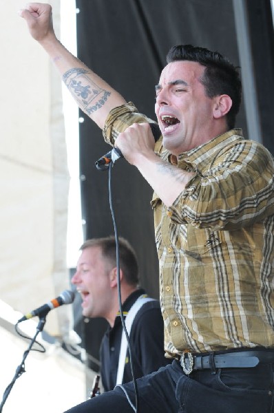 Street Dogs on the Highway 1 Stage, Warped Tour, Verizon Wireless Amphithea