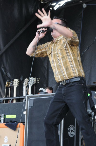 Street Dogs on the Highway 1 Stage, Warped Tour, Verizon Wireless Amphithea