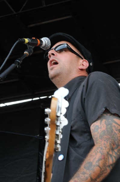 Street Dogs on the Highway 1 Stage, Warped Tour, Verizon Wireless Amphithea