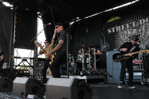Street Dogs on the Highway 1 Stage, Warped Tour, Verizon Wireless Amphithea