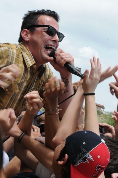 Street Dogs on the Highway 1 Stage, Warped Tour, Verizon Wireless Amphithea