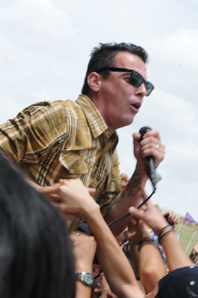 Street Dogs on the Highway 1 Stage, Warped Tour, Verizon Wireless Amphithea