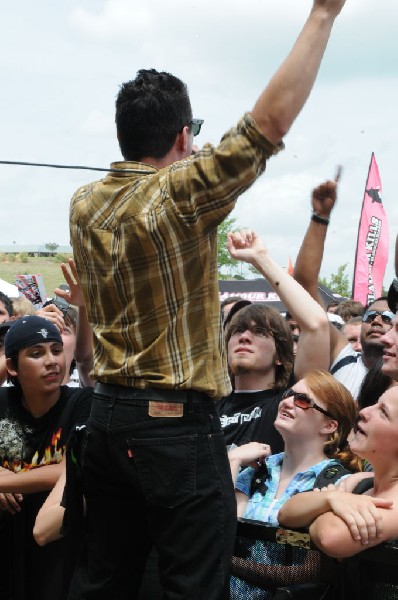 Street Dogs on the Highway 1 Stage, Warped Tour, Verizon Wireless Amphithea