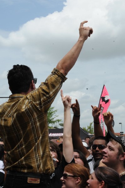 Street Dogs on the Highway 1 Stage, Warped Tour, Verizon Wireless Amphithea