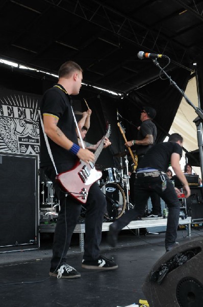 Street Dogs on the Highway 1 Stage, Warped Tour, Verizon Wireless Amphithea
