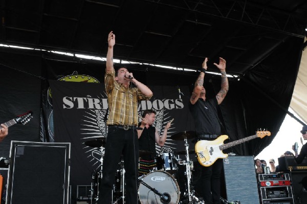 Street Dogs on the Highway 1 Stage, Warped Tour, Verizon Wireless Amphithea