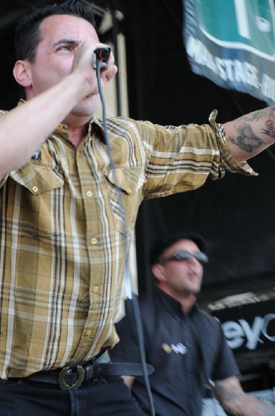 Street Dogs on the Highway 1 Stage, Warped Tour, Verizon Wireless Amphithea