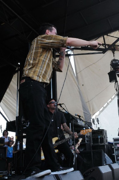 Street Dogs on the Highway 1 Stage, Warped Tour, Verizon Wireless Amphithea