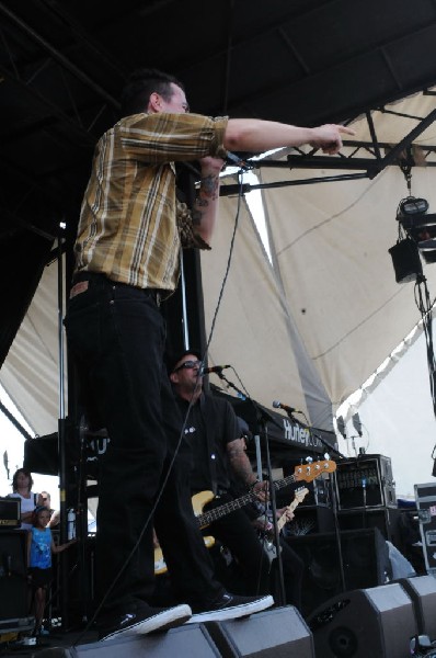 Street Dogs on the Highway 1 Stage, Warped Tour, Verizon Wireless Amphithea