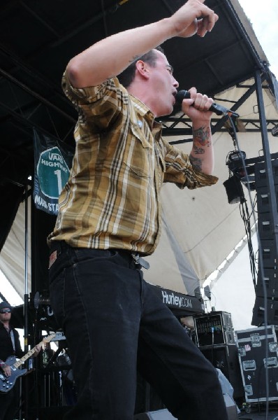 Street Dogs on the Highway 1 Stage, Warped Tour, Verizon Wireless Amphithea