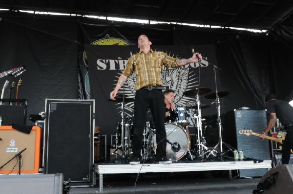 Street Dogs on the Highway 1 Stage, Warped Tour, Verizon Wireless Amphithea