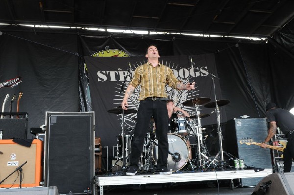 Street Dogs on the Highway 1 Stage, Warped Tour, Verizon Wireless Amphithea