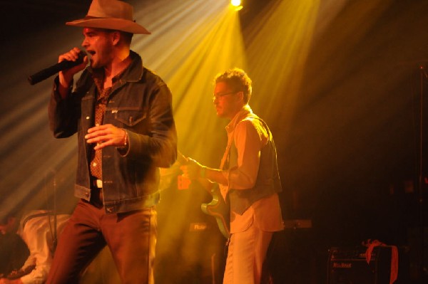 T Bird And The Breaks at the Austin Chronicle SXSW 2010 Film Party at La Zo