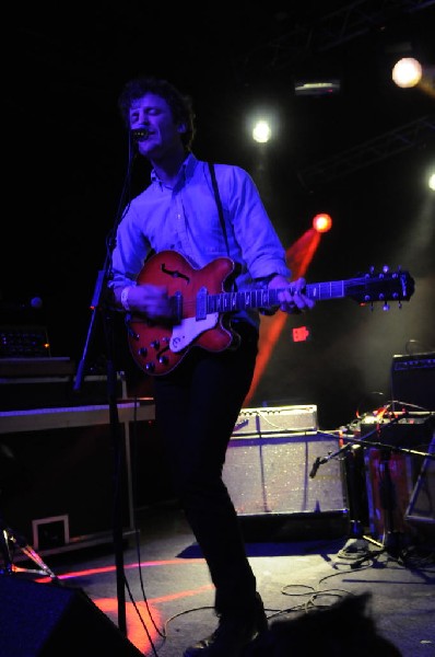 TV Torso at La Zona Rosa, Austin Texas, 02/02/2011