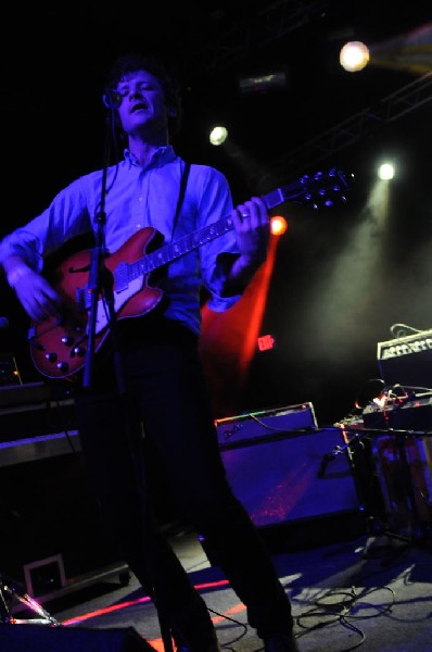 TV Torso at La Zona Rosa, Austin Texas, 02/02/2011