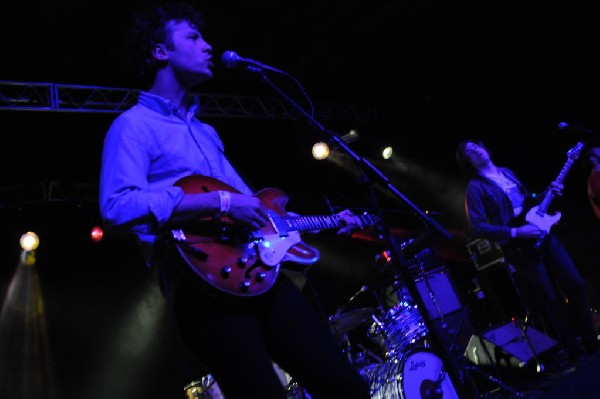 TV Torso at La Zona Rosa, Austin Texas, 02/02/2011