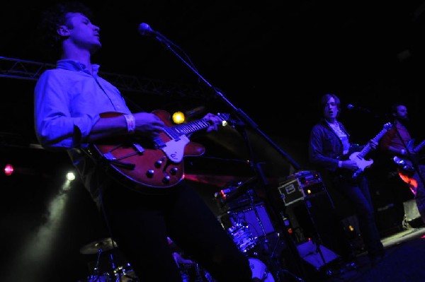 TV Torso at La Zona Rosa, Austin Texas, 02/02/2011