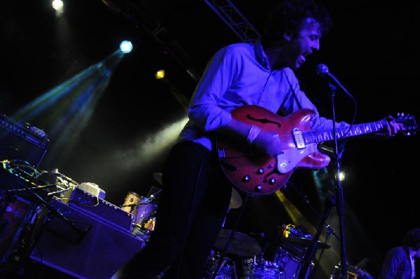 TV Torso at La Zona Rosa, Austin Texas, 02/02/2011