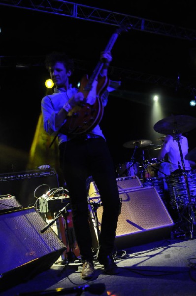 TV Torso at La Zona Rosa, Austin Texas, 02/02/2011