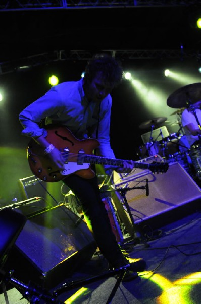 TV Torso at La Zona Rosa, Austin Texas, 02/02/2011