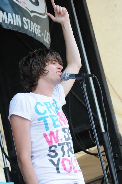 The Academy Is on the Route 66 Stage, Warped Tour, Verizon Wireless Amphith