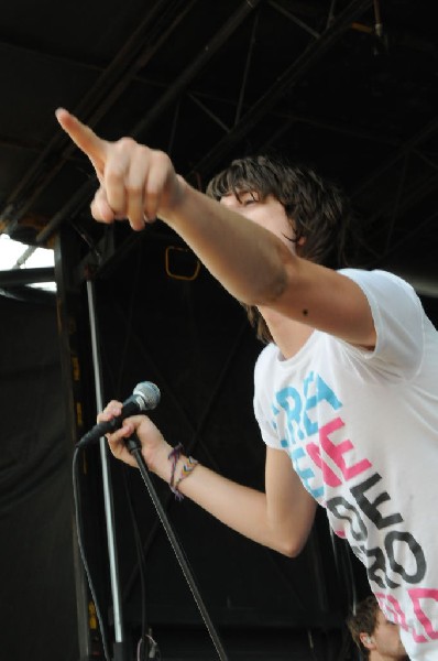 The Academy Is on the Route 66 Stage, Warped Tour, Verizon Wireless Amphith