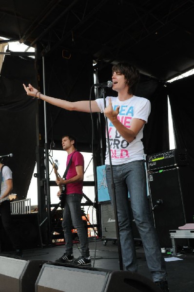 The Academy Is on the Route 66 Stage, Warped Tour, Verizon Wireless Amphith