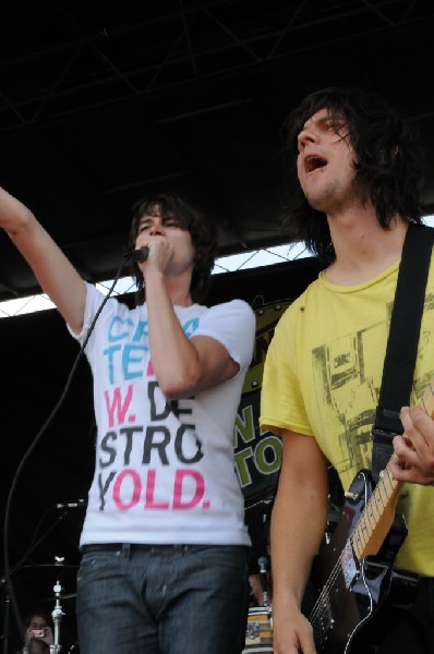 The Academy Is on the Route 66 Stage, Warped Tour, Verizon Wireless Amphith