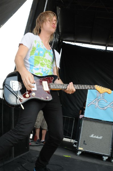 The Academy Is on the Route 66 Stage, Warped Tour, Verizon Wireless Amphith