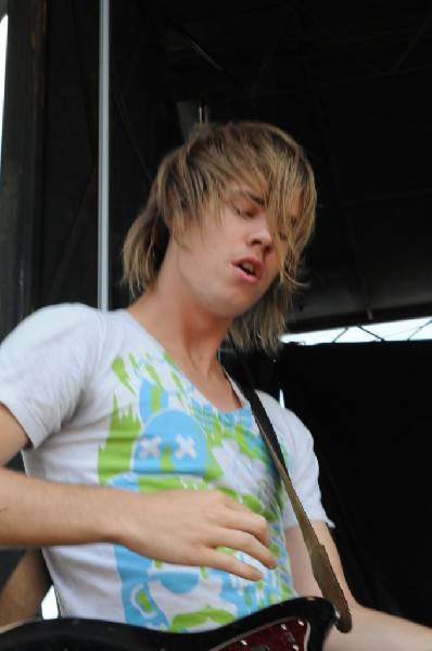 The Academy Is on the Route 66 Stage, Warped Tour, Verizon Wireless Amphith