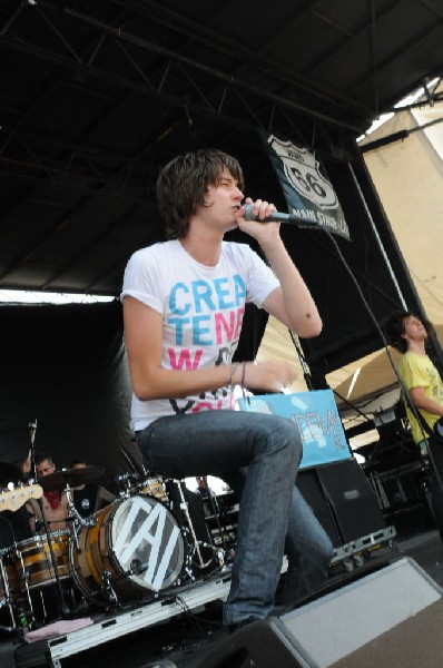 The Academy Is on the Route 66 Stage, Warped Tour, Verizon Wireless Amphith