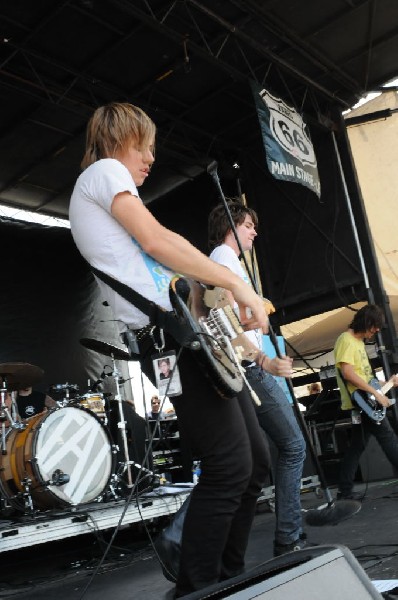 The Academy Is on the Route 66 Stage, Warped Tour, Verizon Wireless Amphith