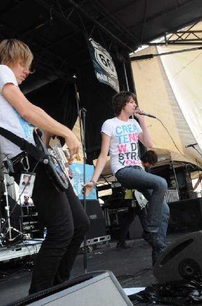 The Academy Is on the Route 66 Stage, Warped Tour, Verizon Wireless Amphith