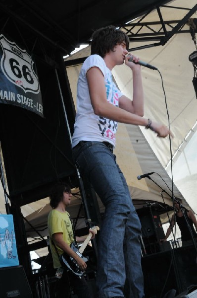 The Academy Is on the Route 66 Stage, Warped Tour, Verizon Wireless Amphith